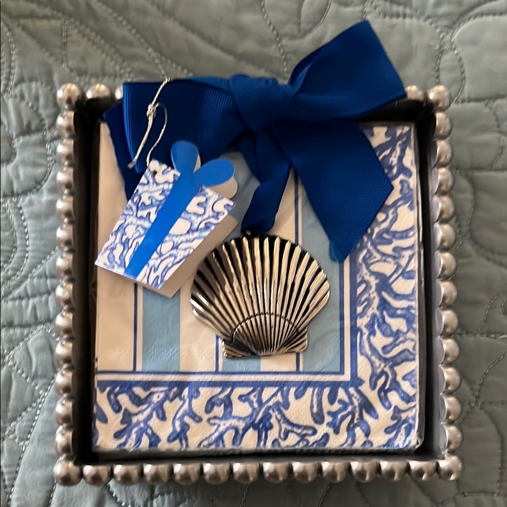 Mud Pie Blue and Silver Napkin Holder Set